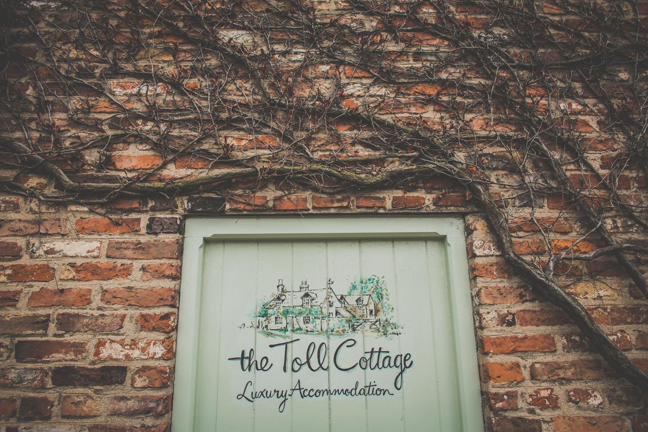 The Toll Cottage Cottingham  Exteriör bild